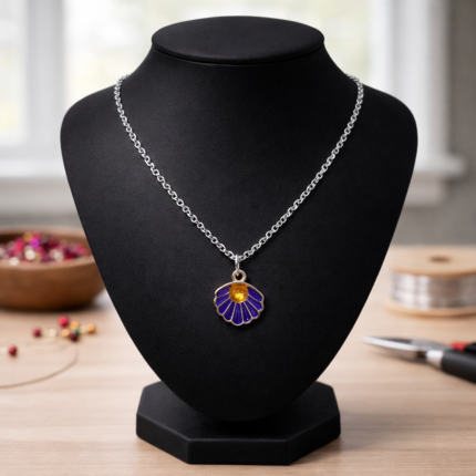 Sea Shell Flower Pendant Necklace with Elegant Silver Chain